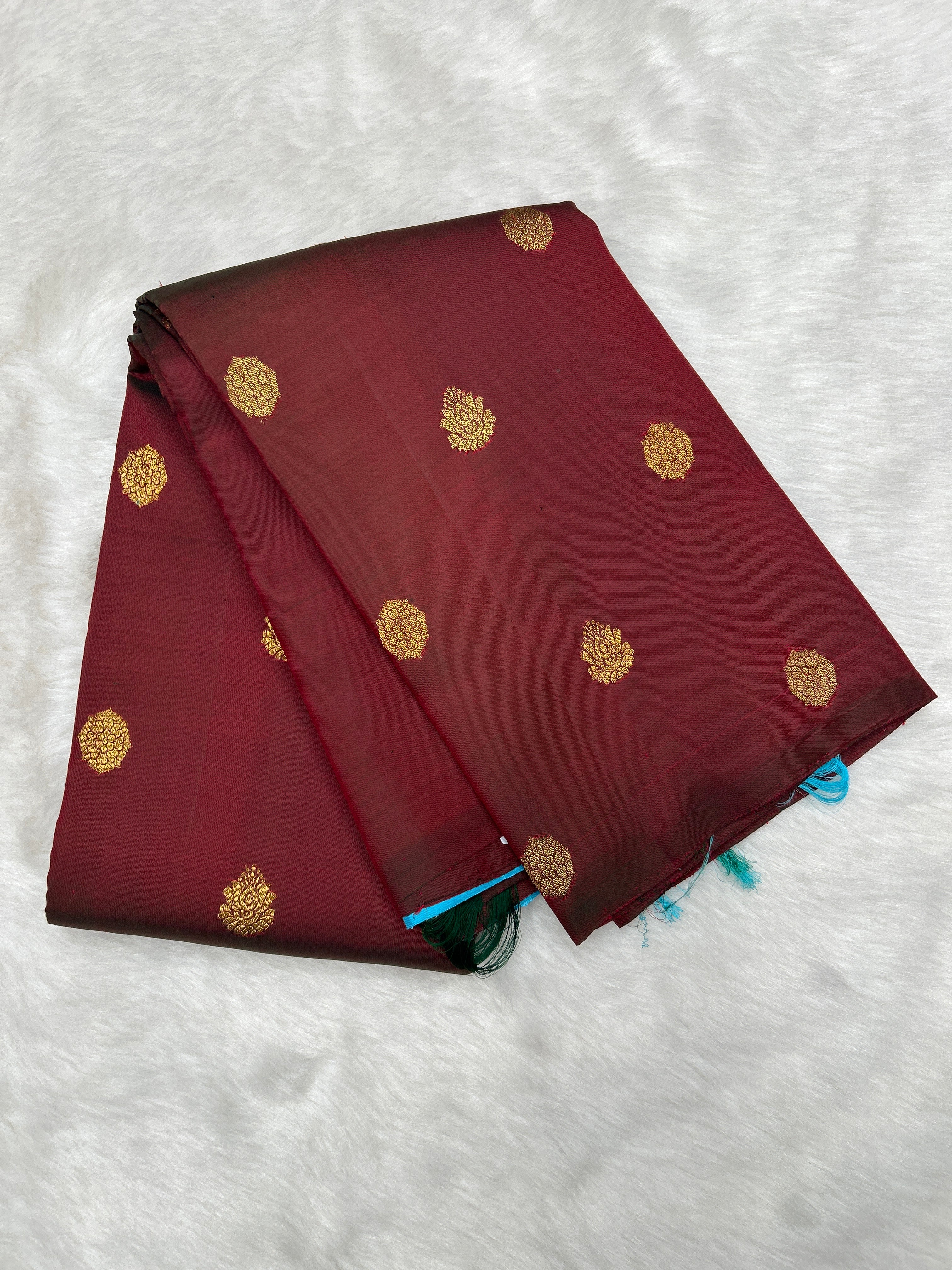 Kanjeevaram Borderless Silk Saree (FS32085)
