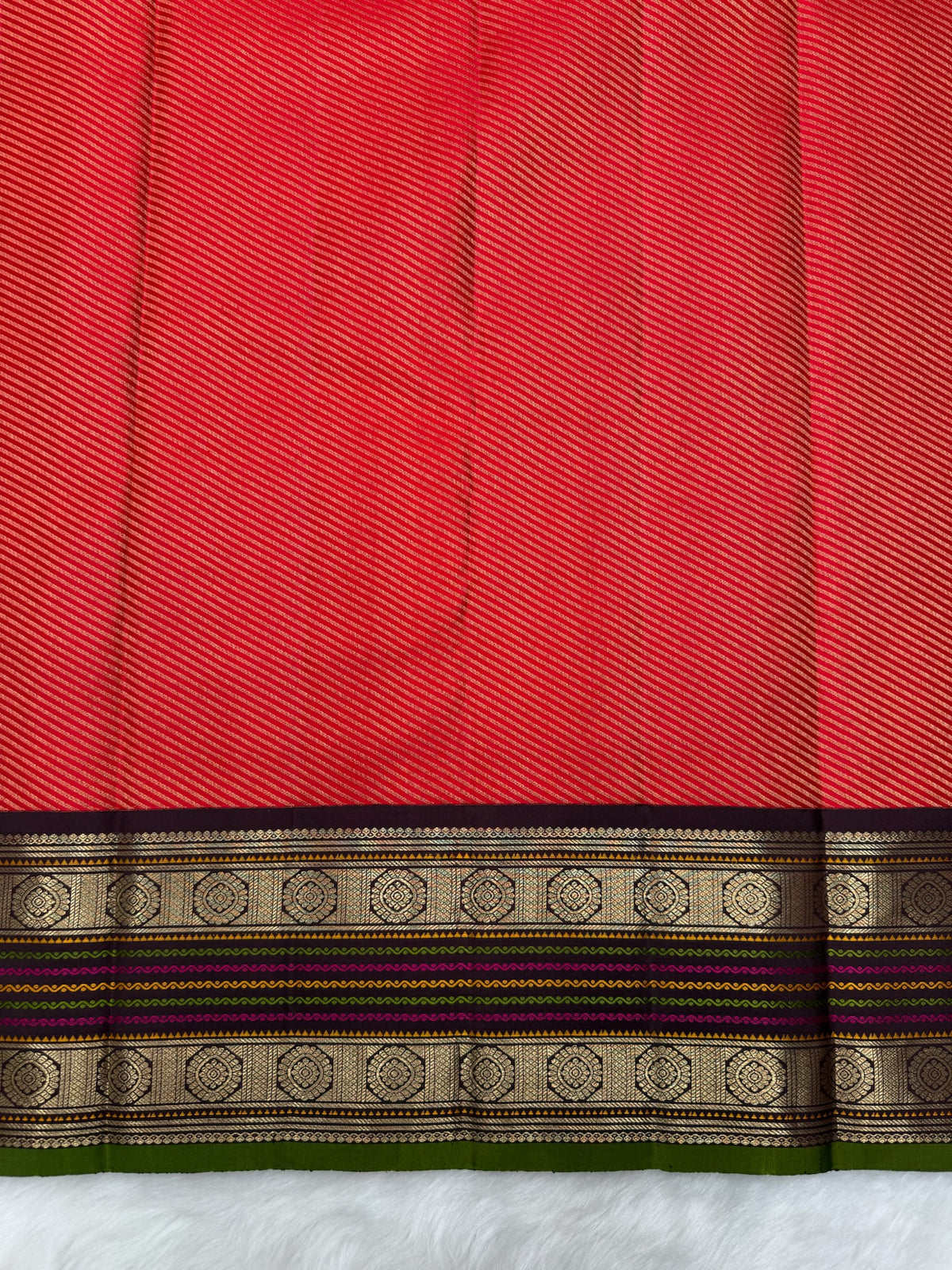 Chilli Red Vintage Kanjeevaram Saree with Crossectional lines & Rich Meena Border