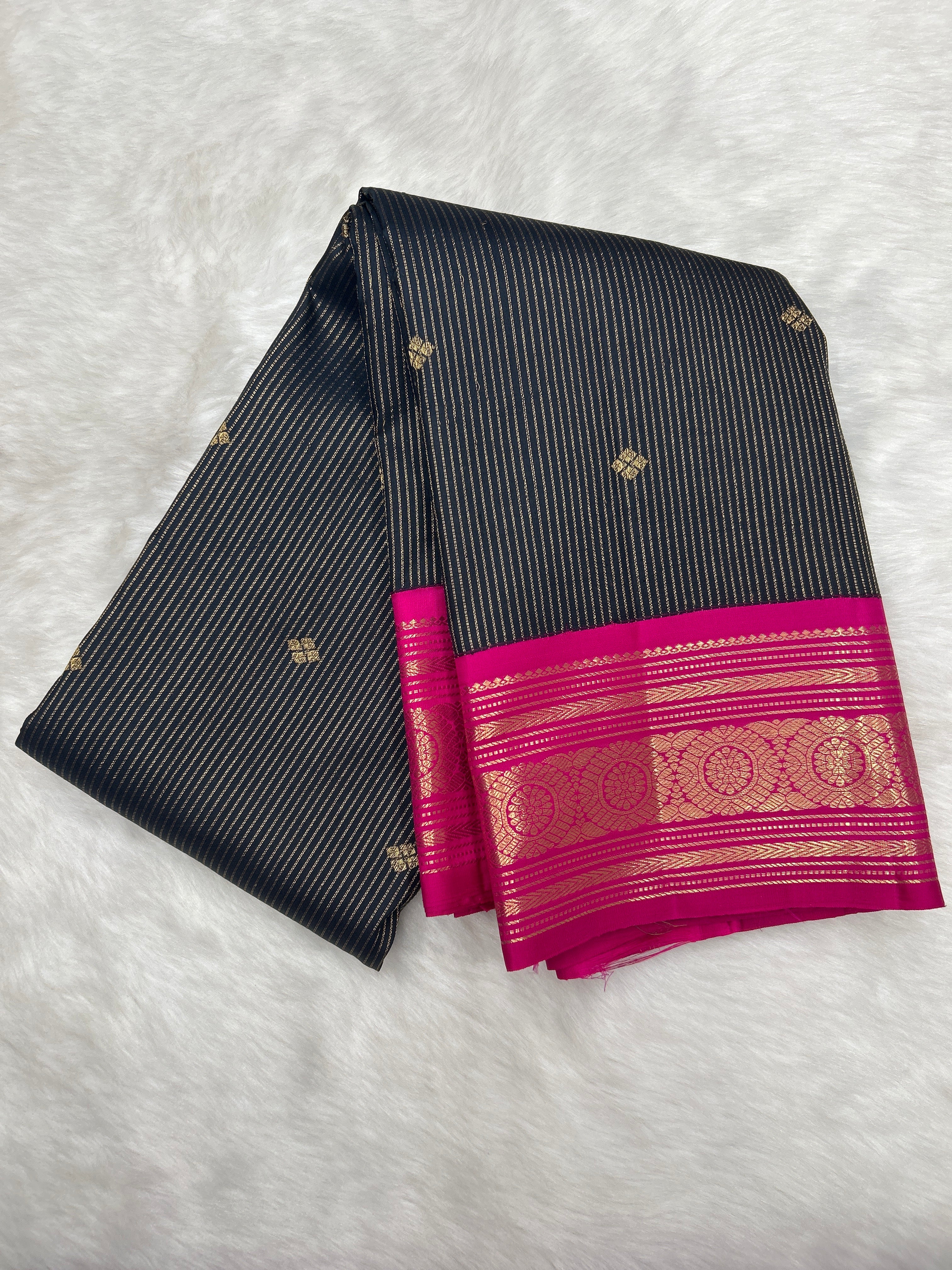 Kanjeevaram Vintage Silk Saree - Korvai border