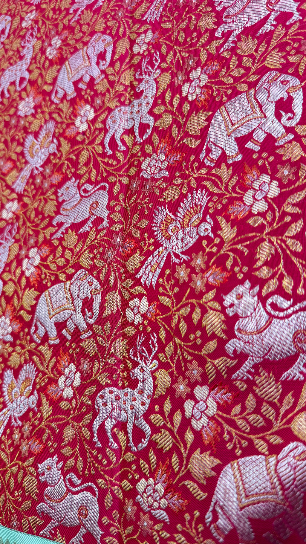 Korvai Kanjeevaram Silk Saree with traditional Vana Singaram