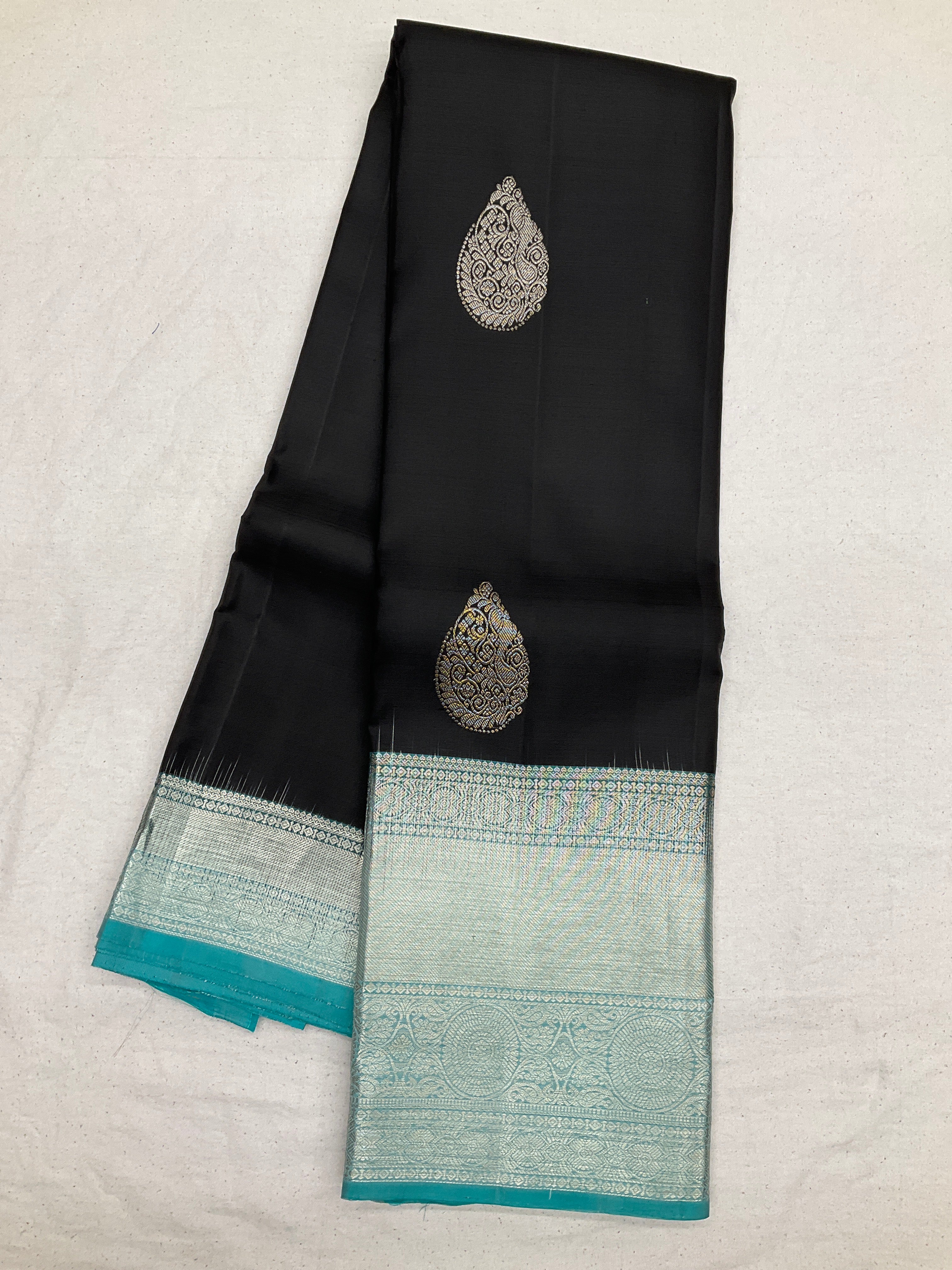 Kanjeevaram Silk Saree (FS695)