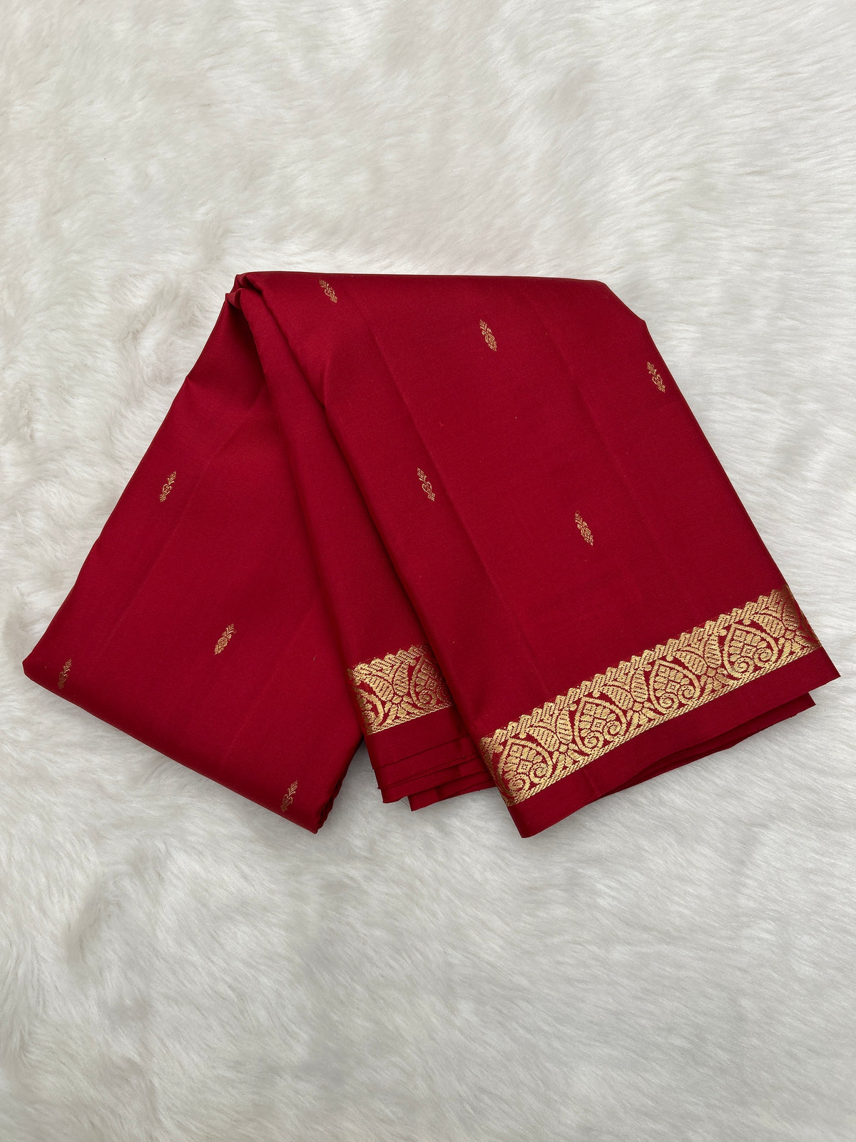 Maroon Red Classic Vintage Kanjeevaram Saree with Thapet Border