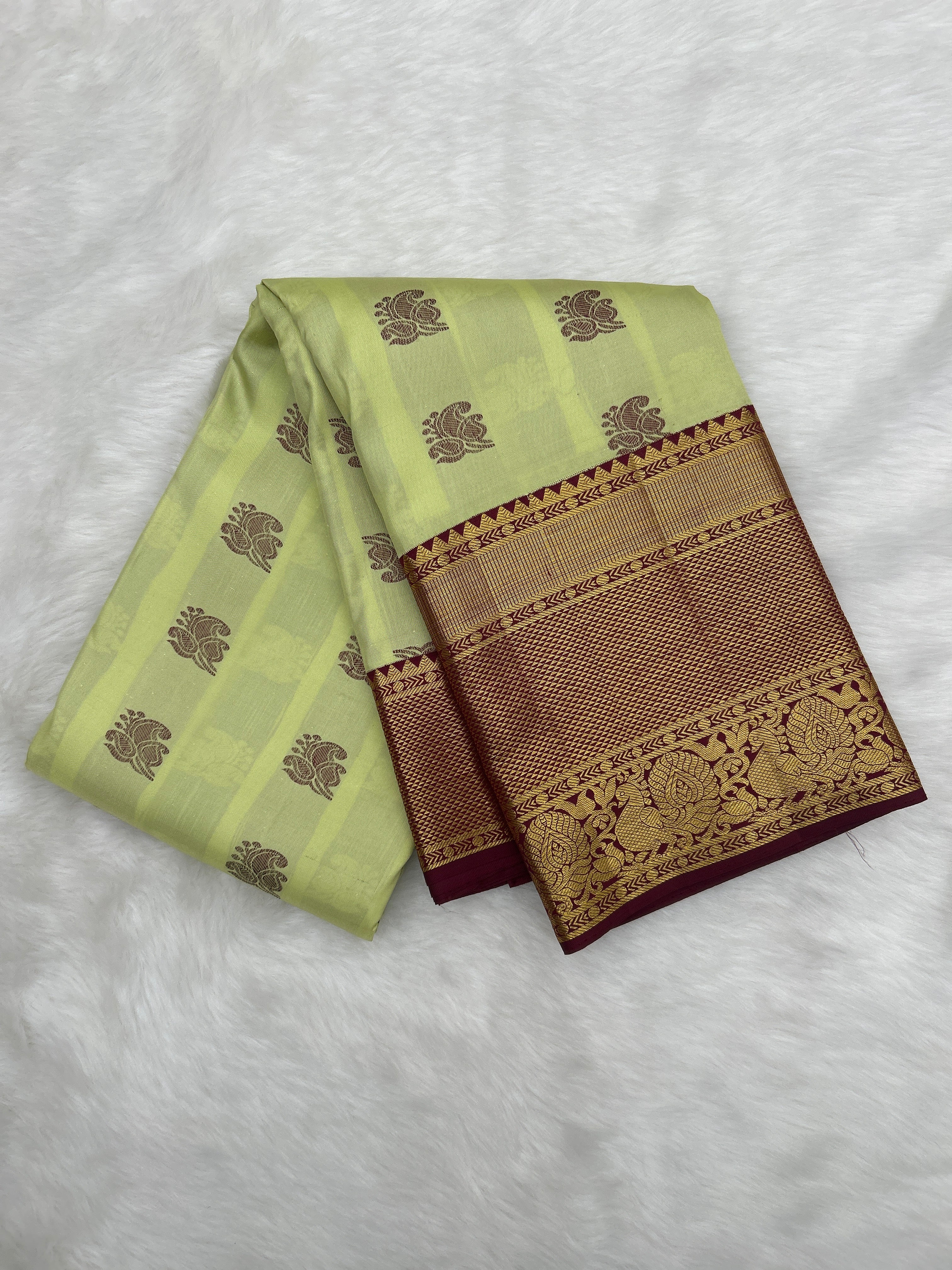 Kanjeevaram Vintage Saree (SS15916)