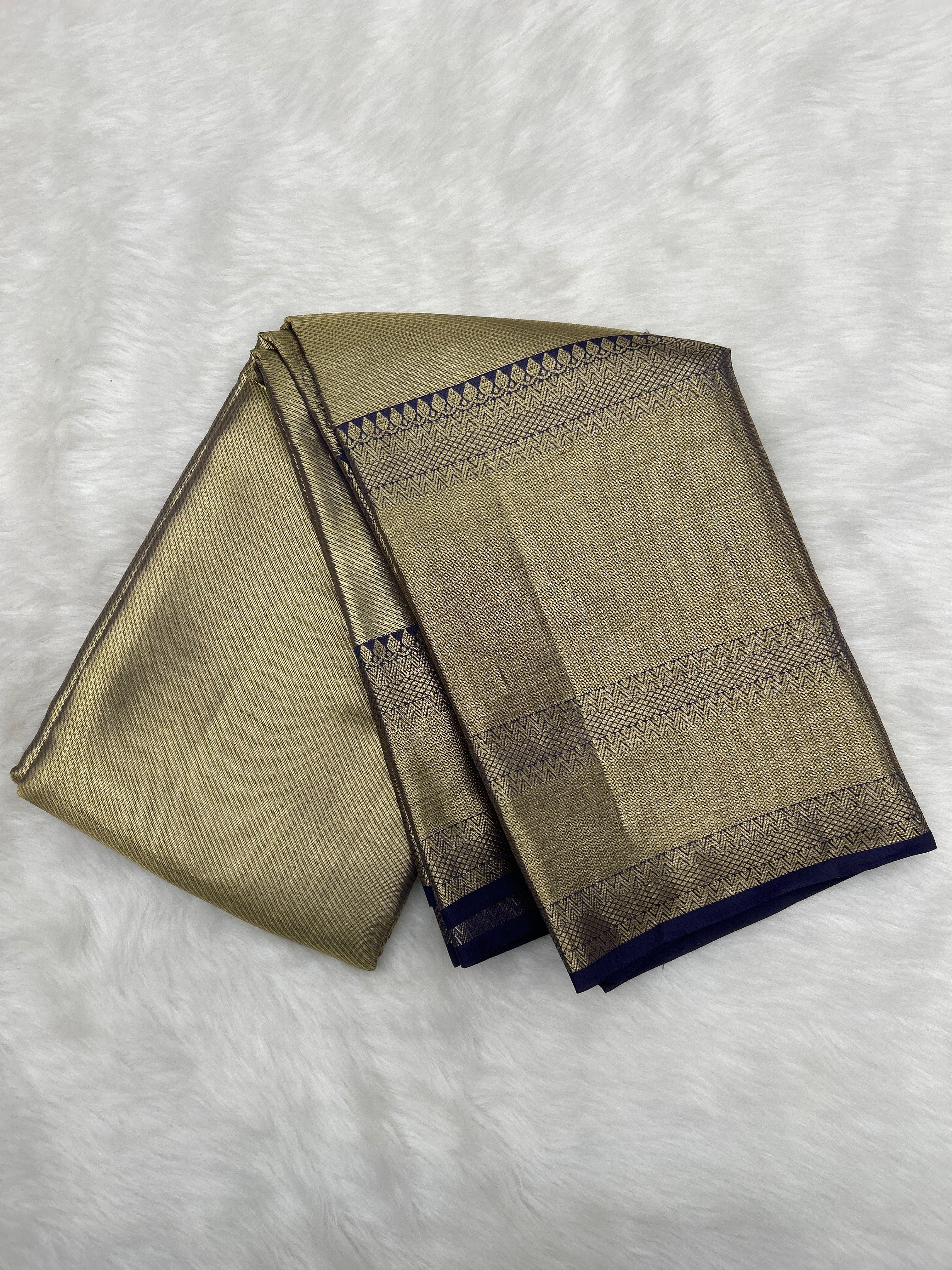 Kanjeevaram Tissue Saree with cross-sectional zari lines