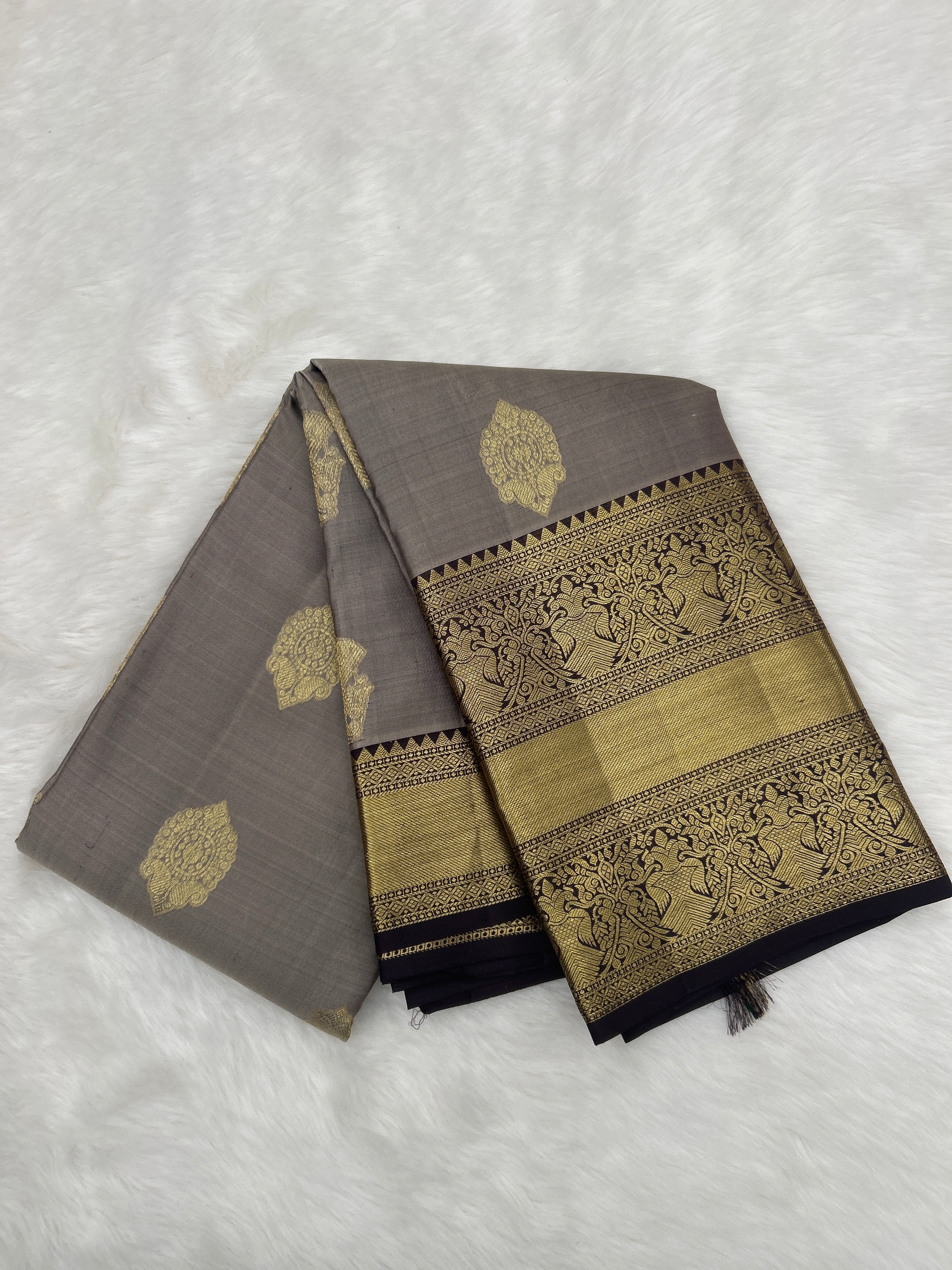 Heritage border Kanjeevaram Saree