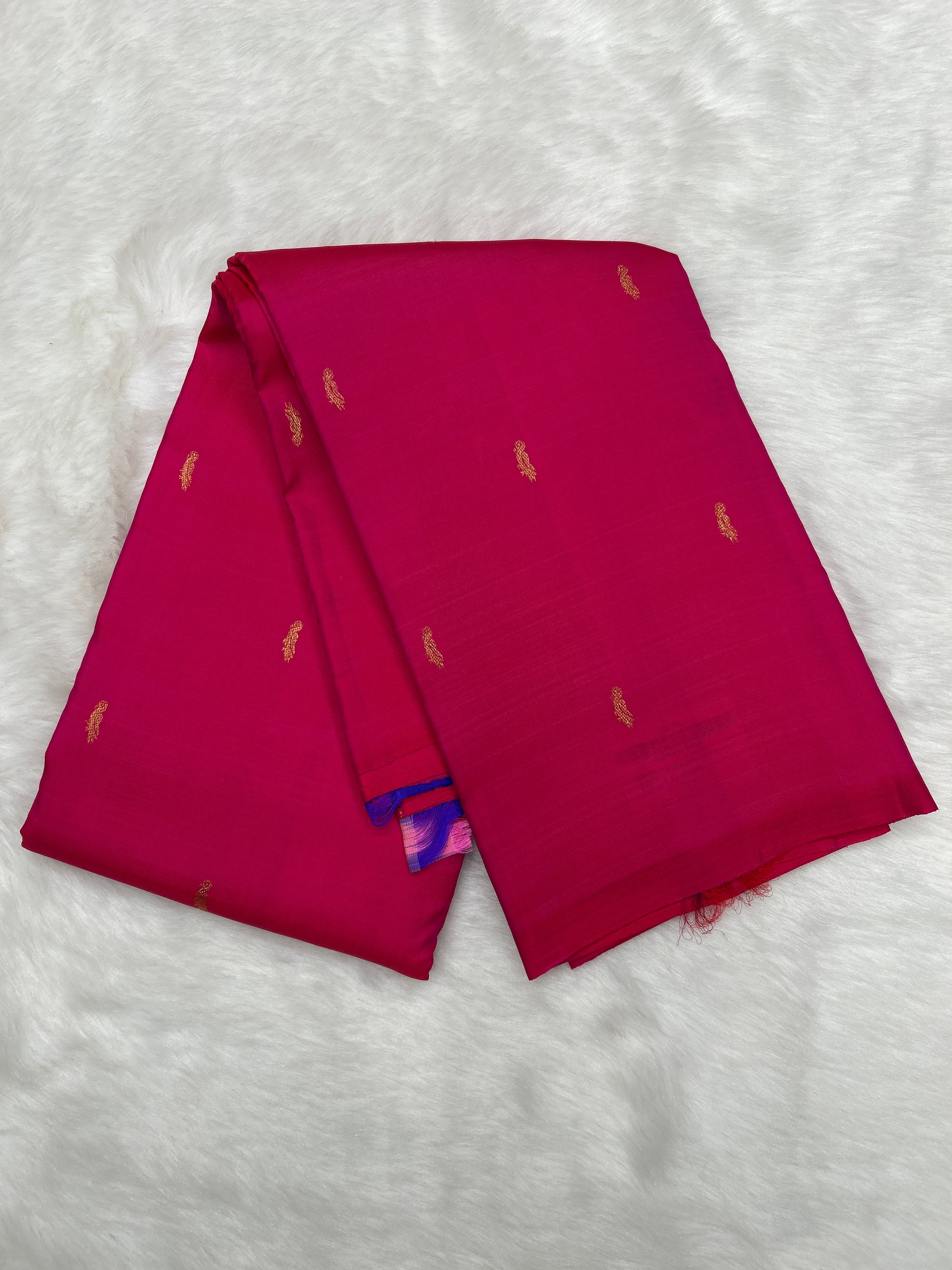 Kanjeevaram Borderless Silk Saree (FS35995)