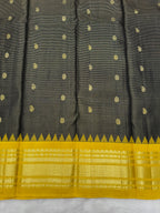Vintage Vairaoosi Kanjeevaram Saree with Temple Kuttu Border