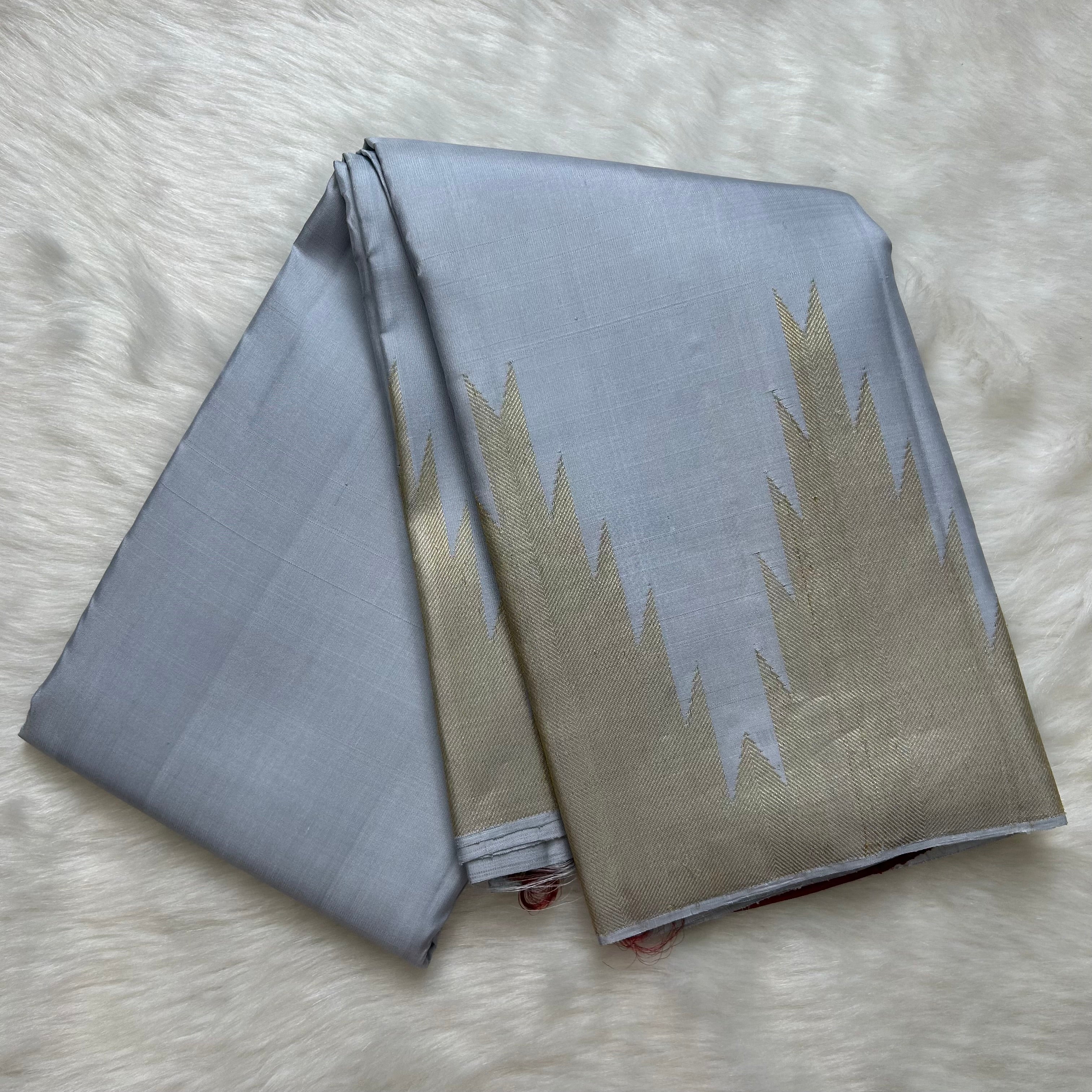 Borderless Kanjeevaram Saree