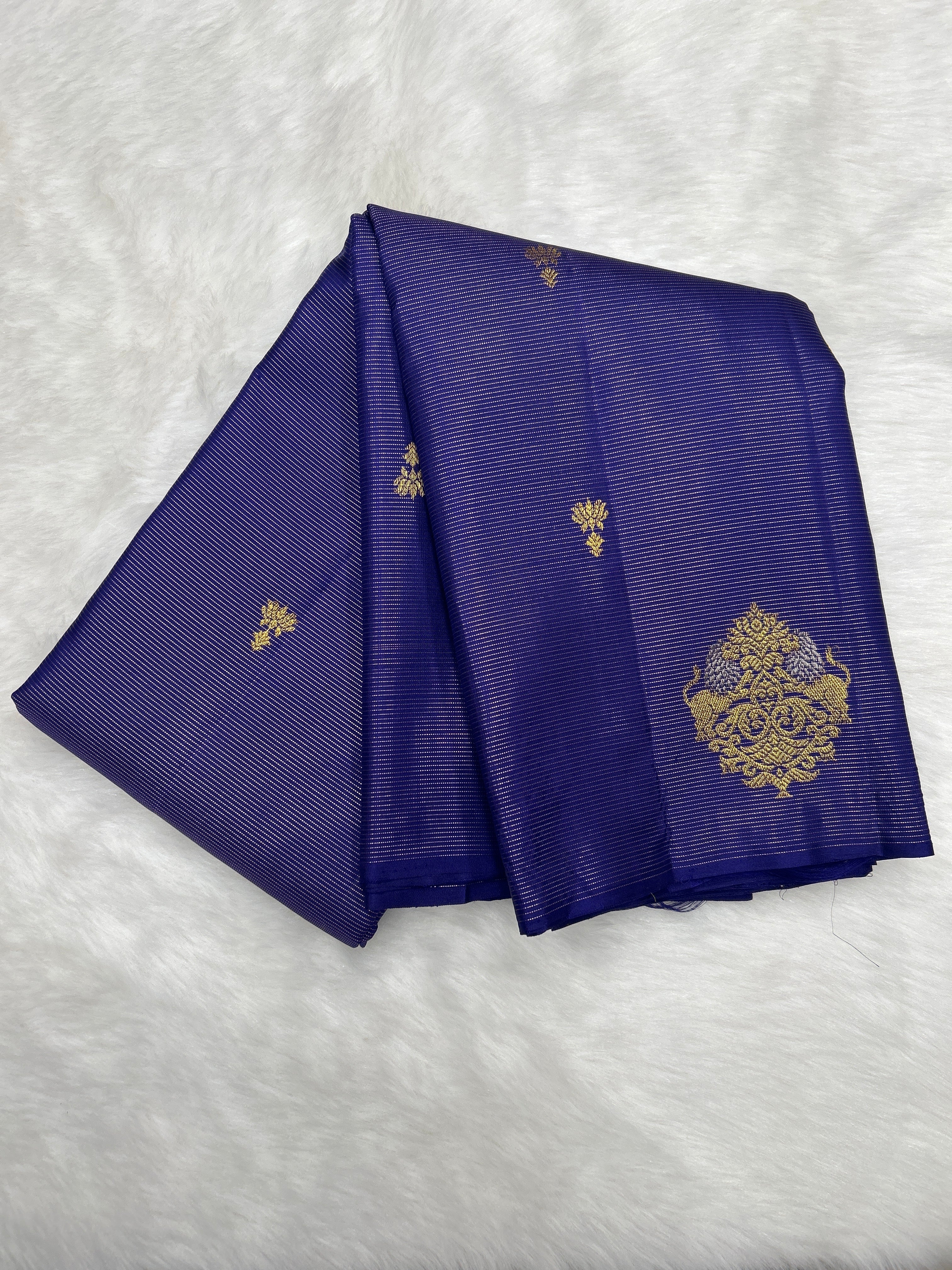 Borderless Kanjeevaram Silk Saree with Vairaoosi
