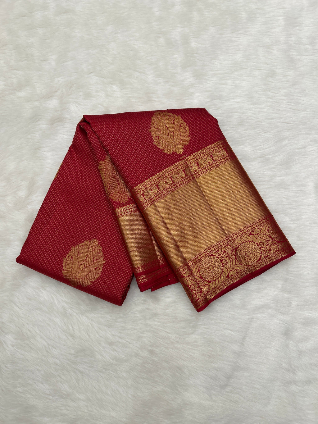 Maroon Red Kanjeevaram Saree with All over Nakshatra Weaving (Zari Dots) & Traditional Floral Border