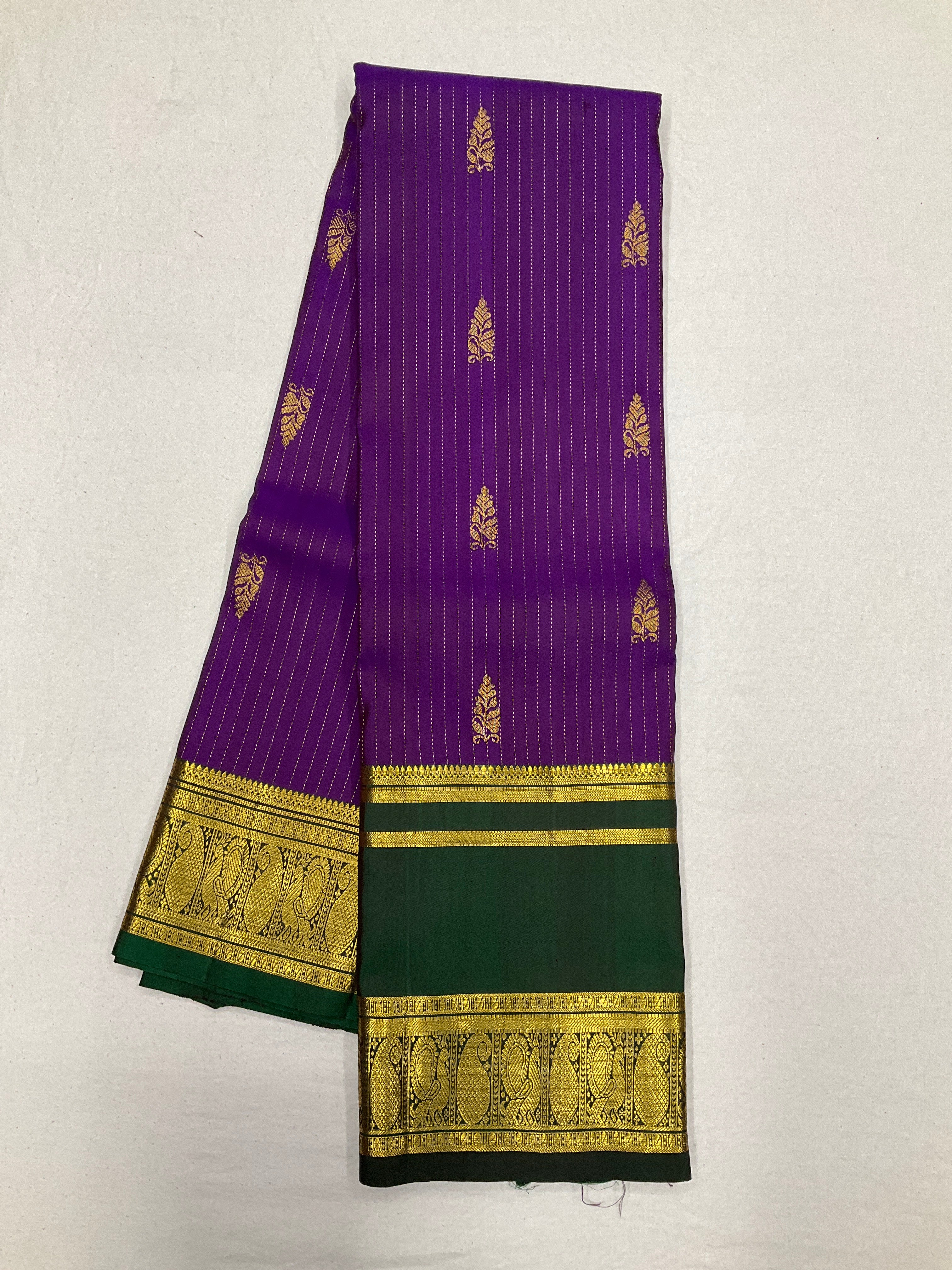 Kanjeevaram Silk Saree (FS22612)