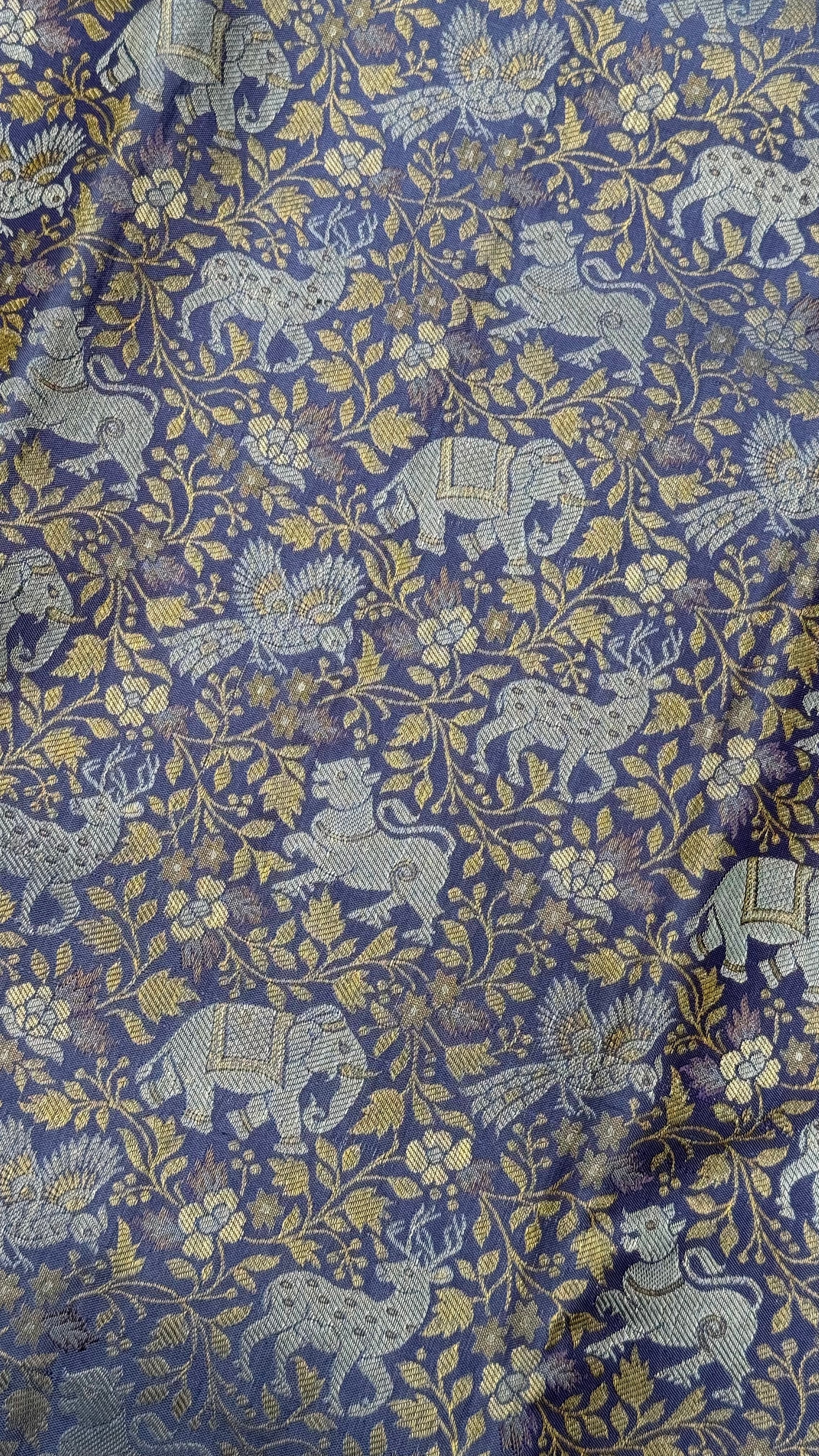 Korvai Kanjeevaram Silk Saree with traditional Vana Singaram