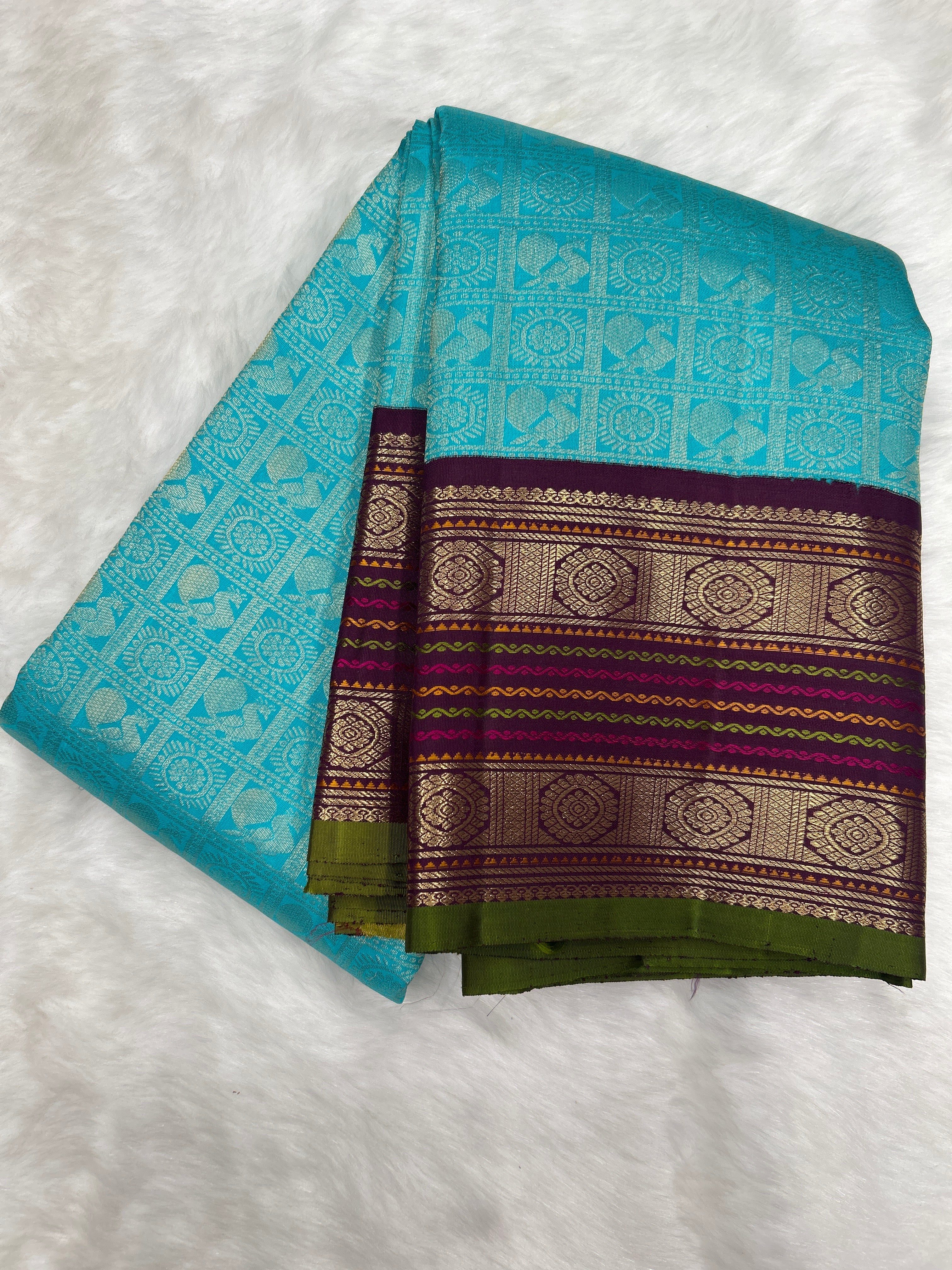 Blue Koravai Kanjeevaram Silk Saree with Brocade and (Varisapet / Meena) Border