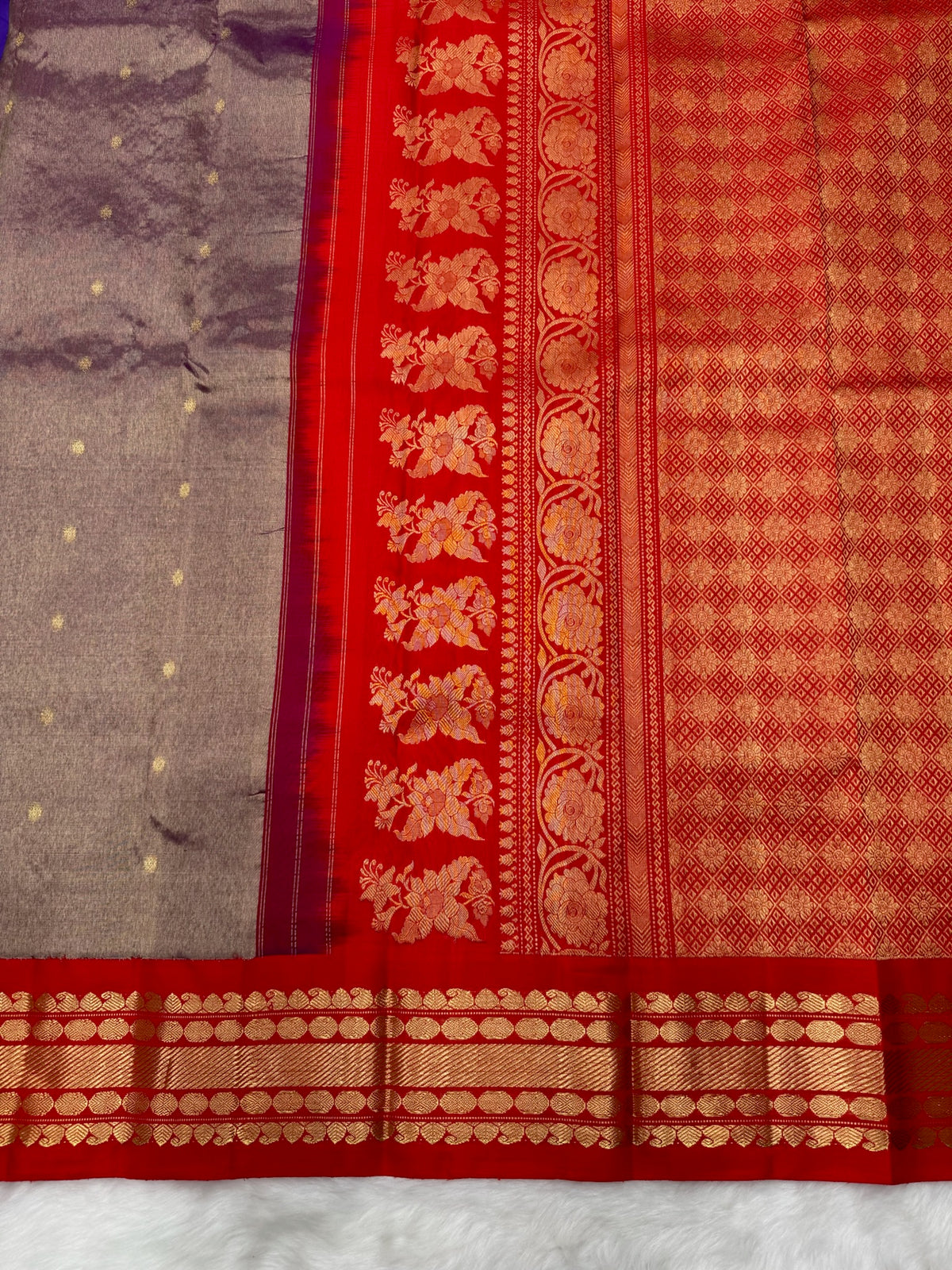 Vintage Korvai Zari pack Kanjeevaram Saree with a Korvai Thapet Border & Rich Pallu