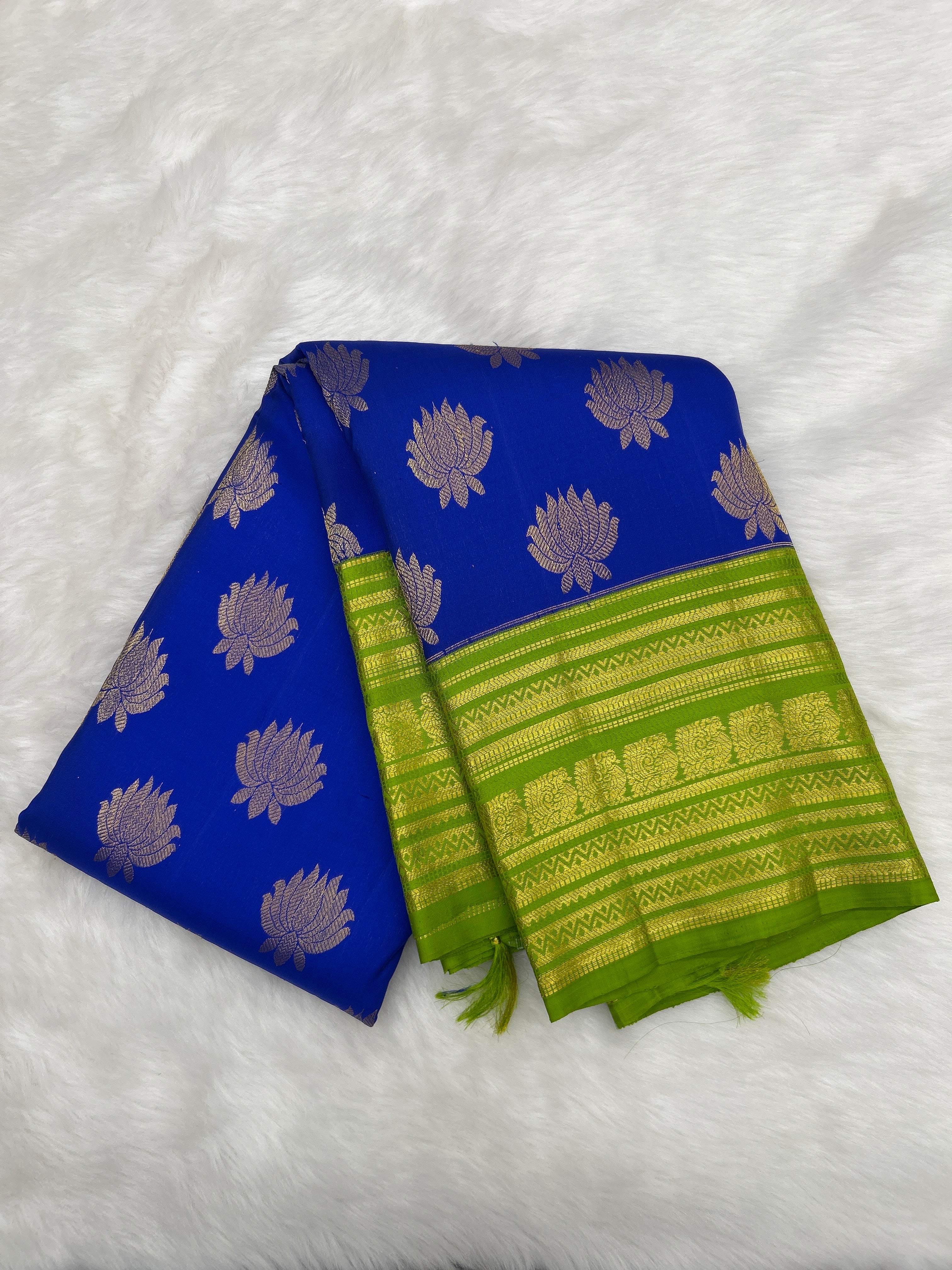 Kanjeevaram Vintage Saree (SS15216)
