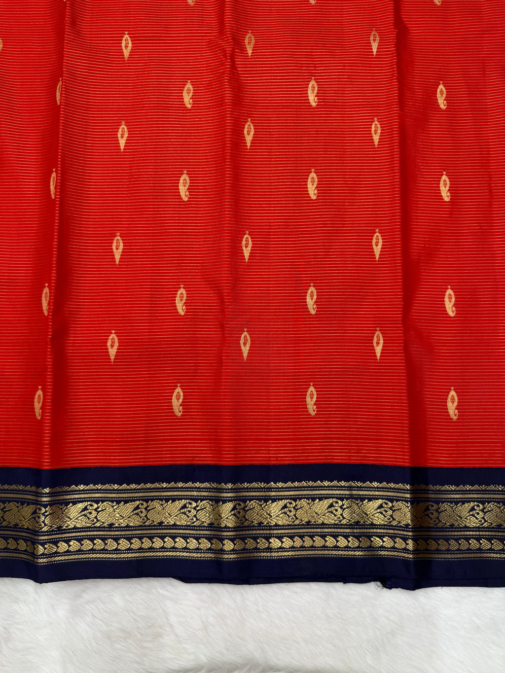 Red & Blue Korvai Kanjeevaram x Paithani Fusion Saree with Oosi lines