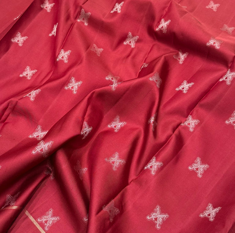 Rust Vintage Gap Border Kanjeevaram Saree with Twin Peacock Meena Motif