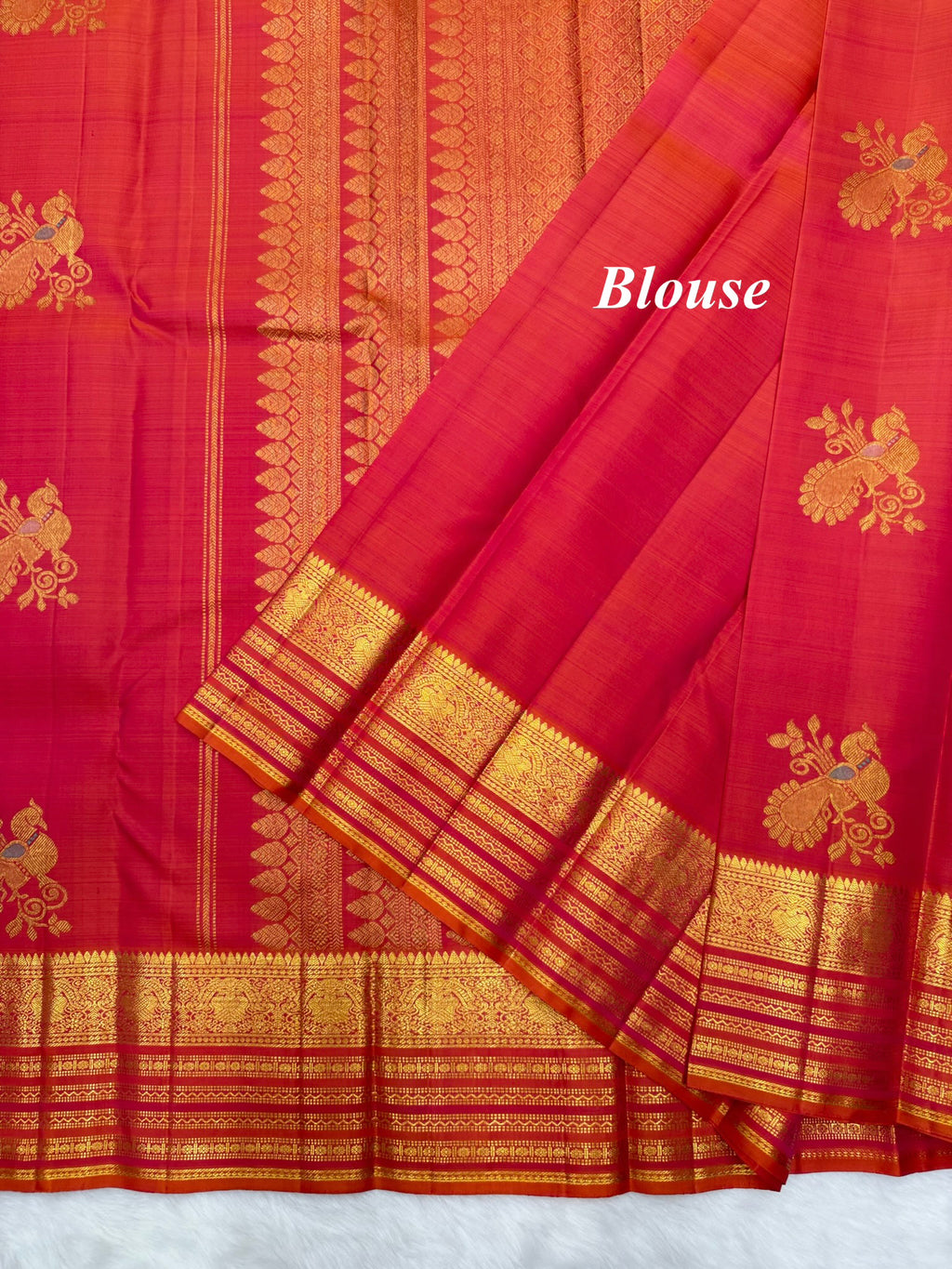 Kanakambaram Vintage Kanjeevaram Saree with Split Border & Meena Peacock Motif