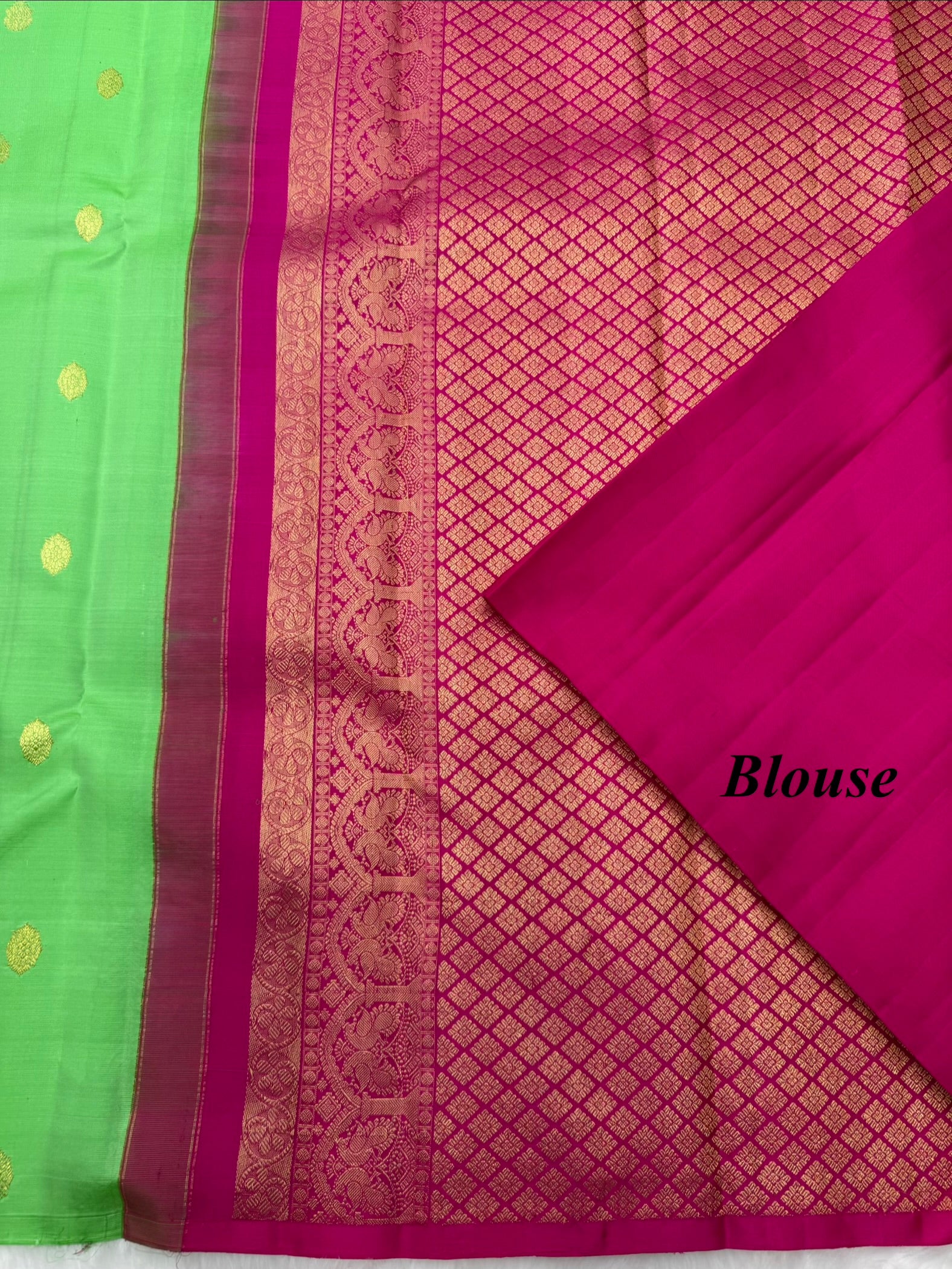 Parrot green borderless Kanjeevaram Saree with contrast Hot Pink pallu & blouse