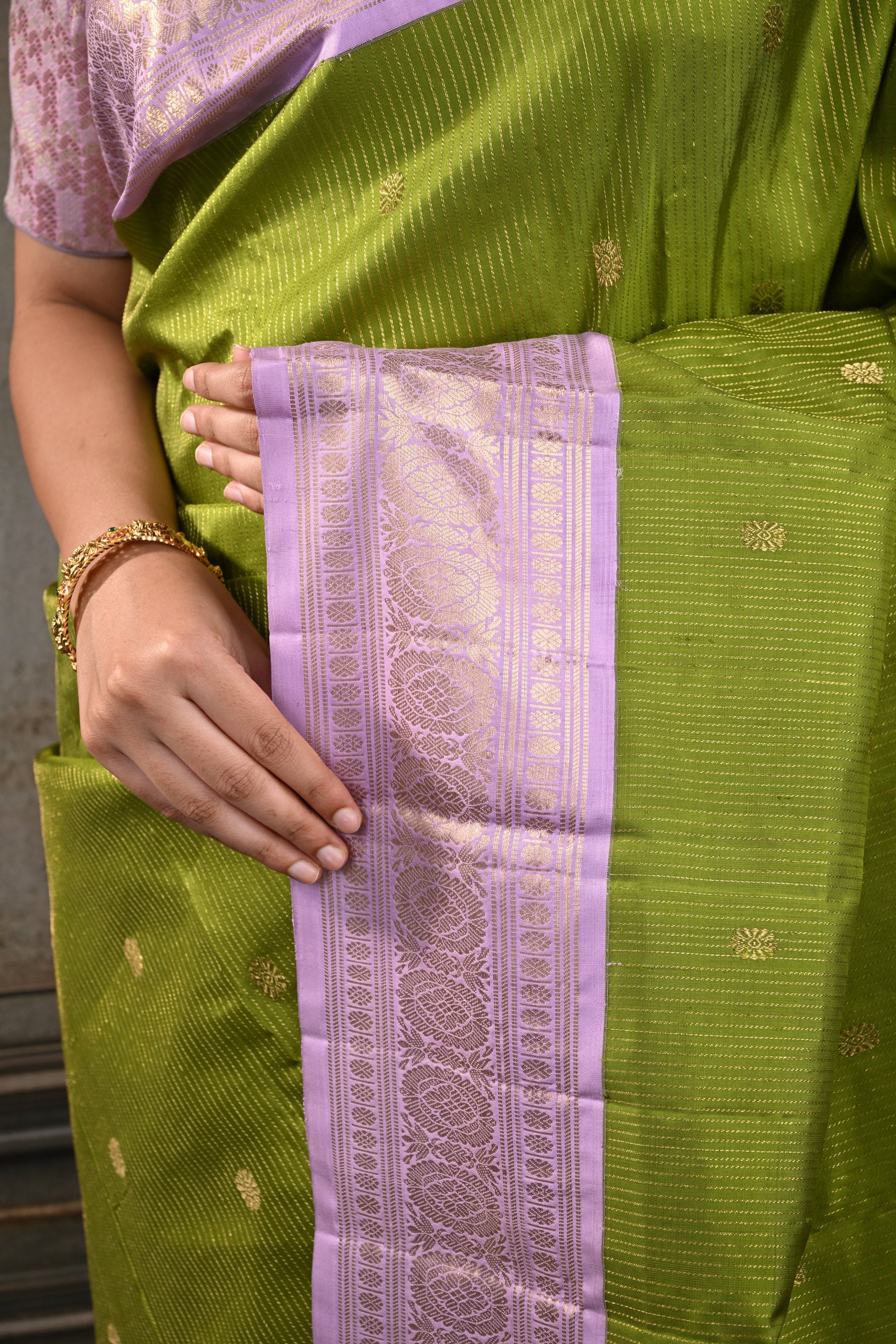 Parrot Green Korvai Vintage Kanjeevaram Saree with Lilac Border