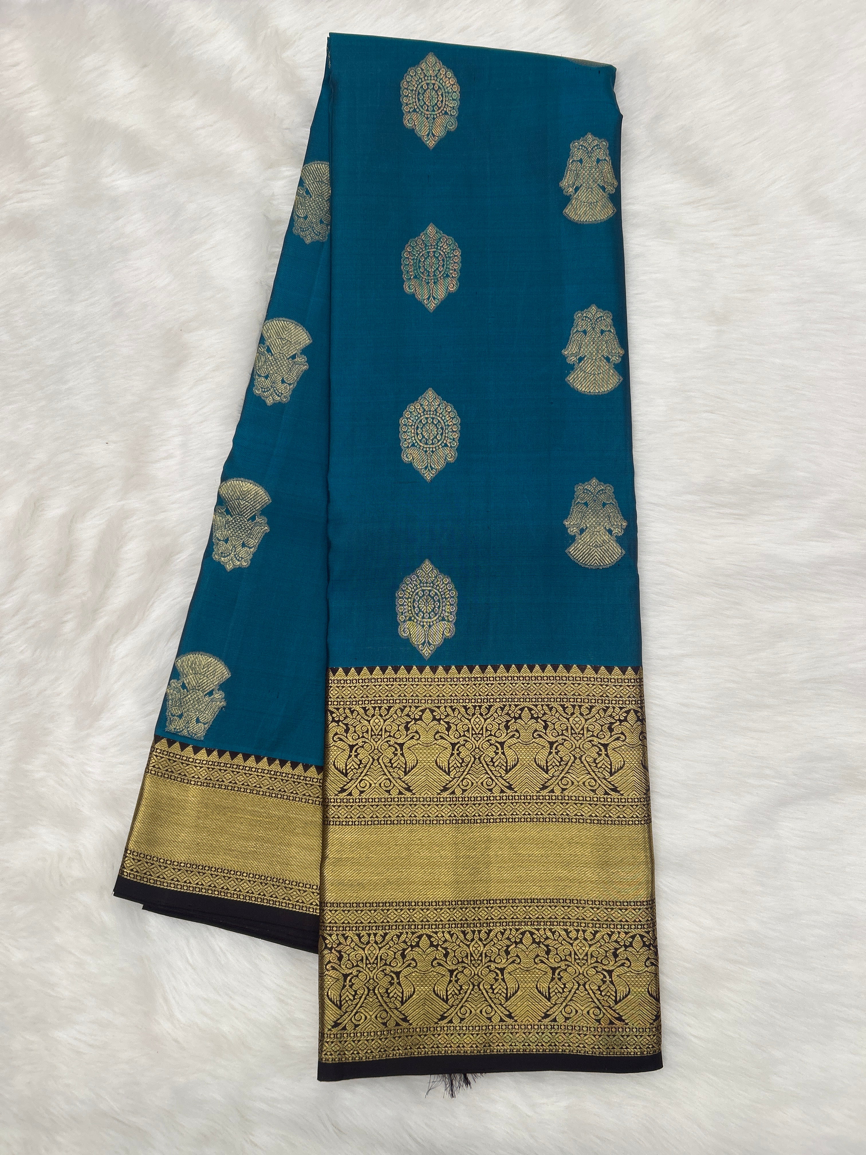 Heritage border Kanjeevaram Saree