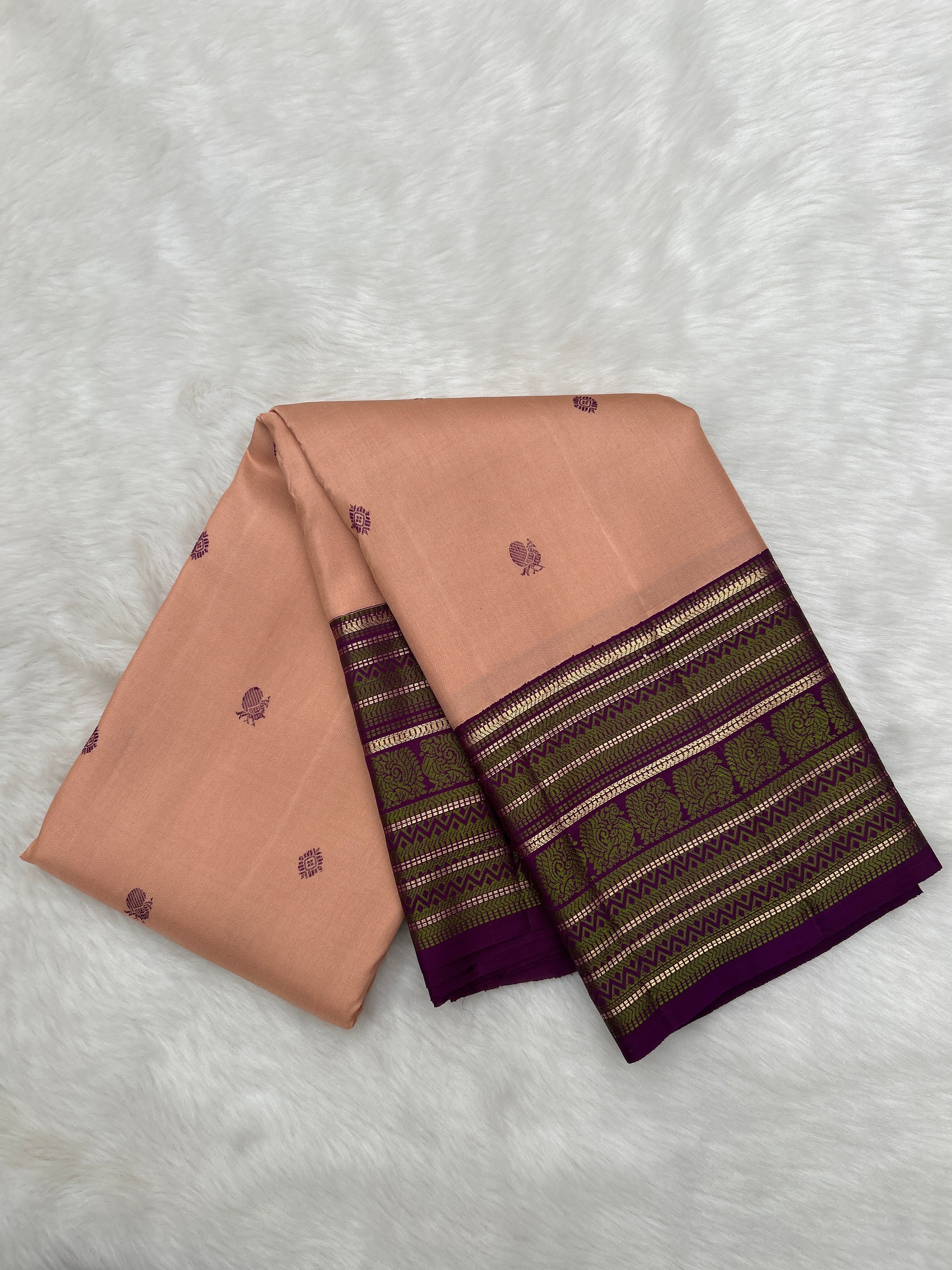 Peach Korvai Kanjeevaram silk saree with (Varisapet /Meena) Border