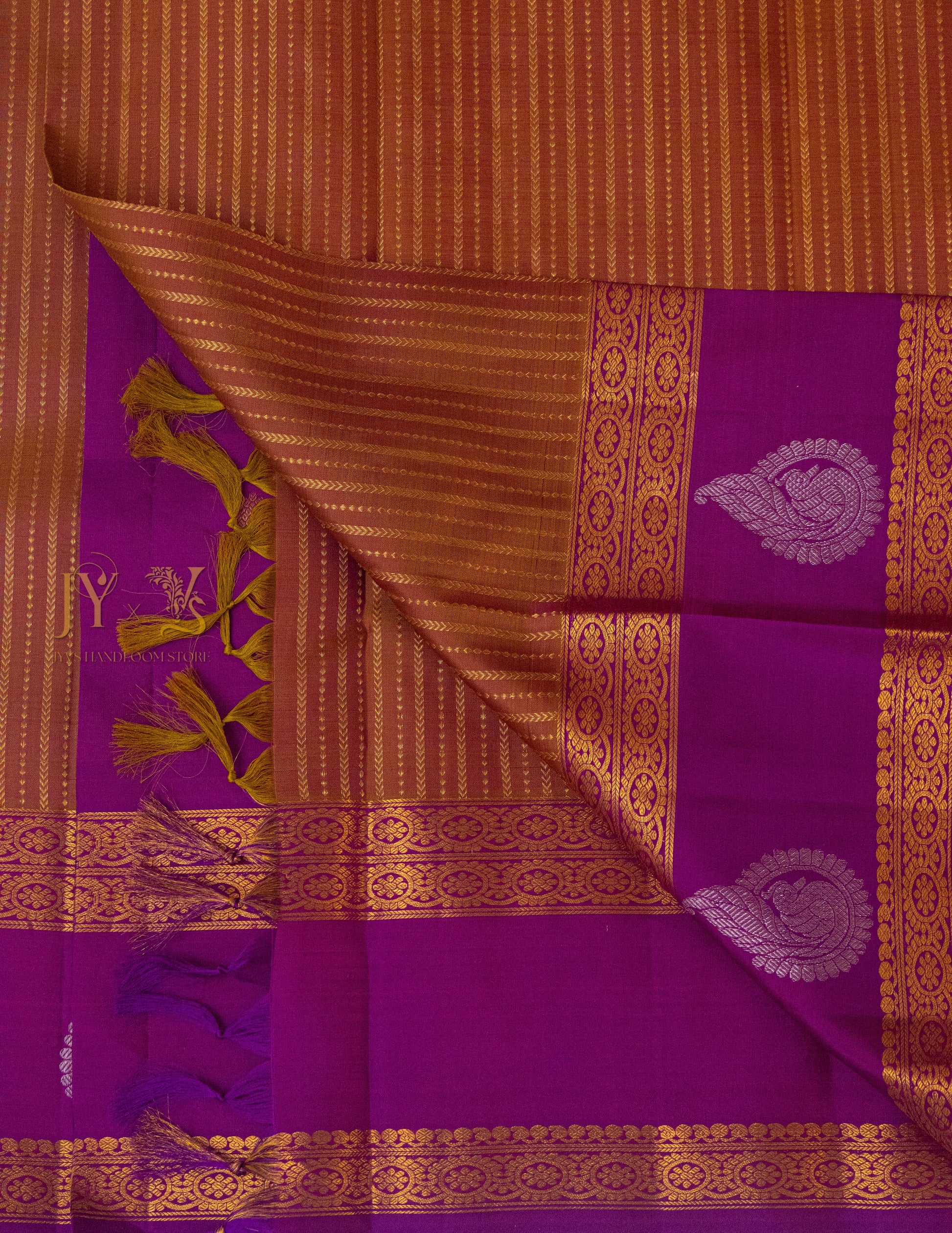 Bentex Border Kanjeevaram Saree