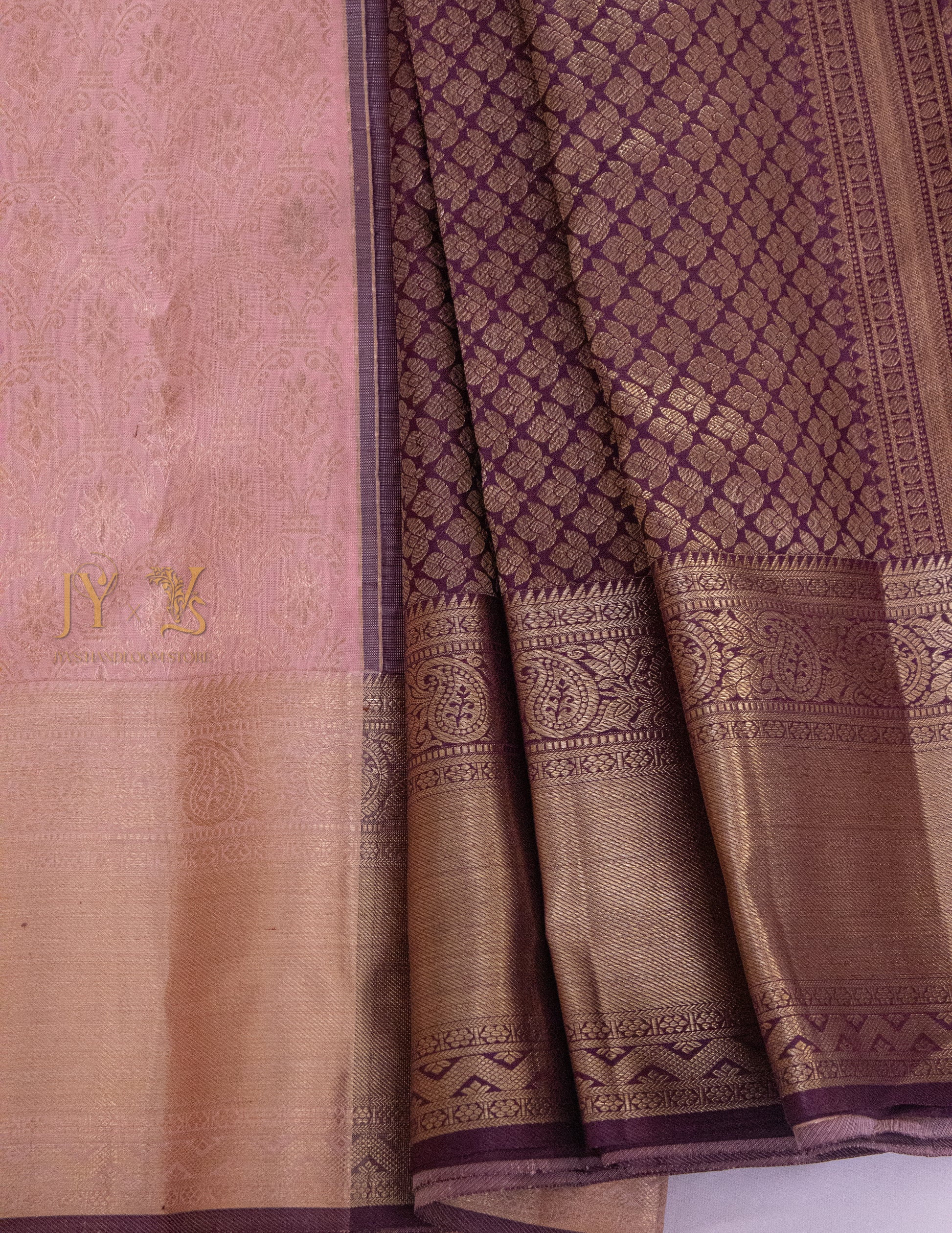 Colour Concept Kanjeevaram Saree.