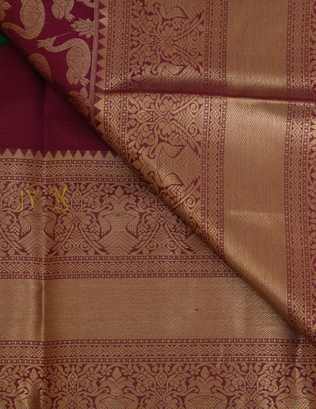 Vintage Kanjeevaram Brocade Saree