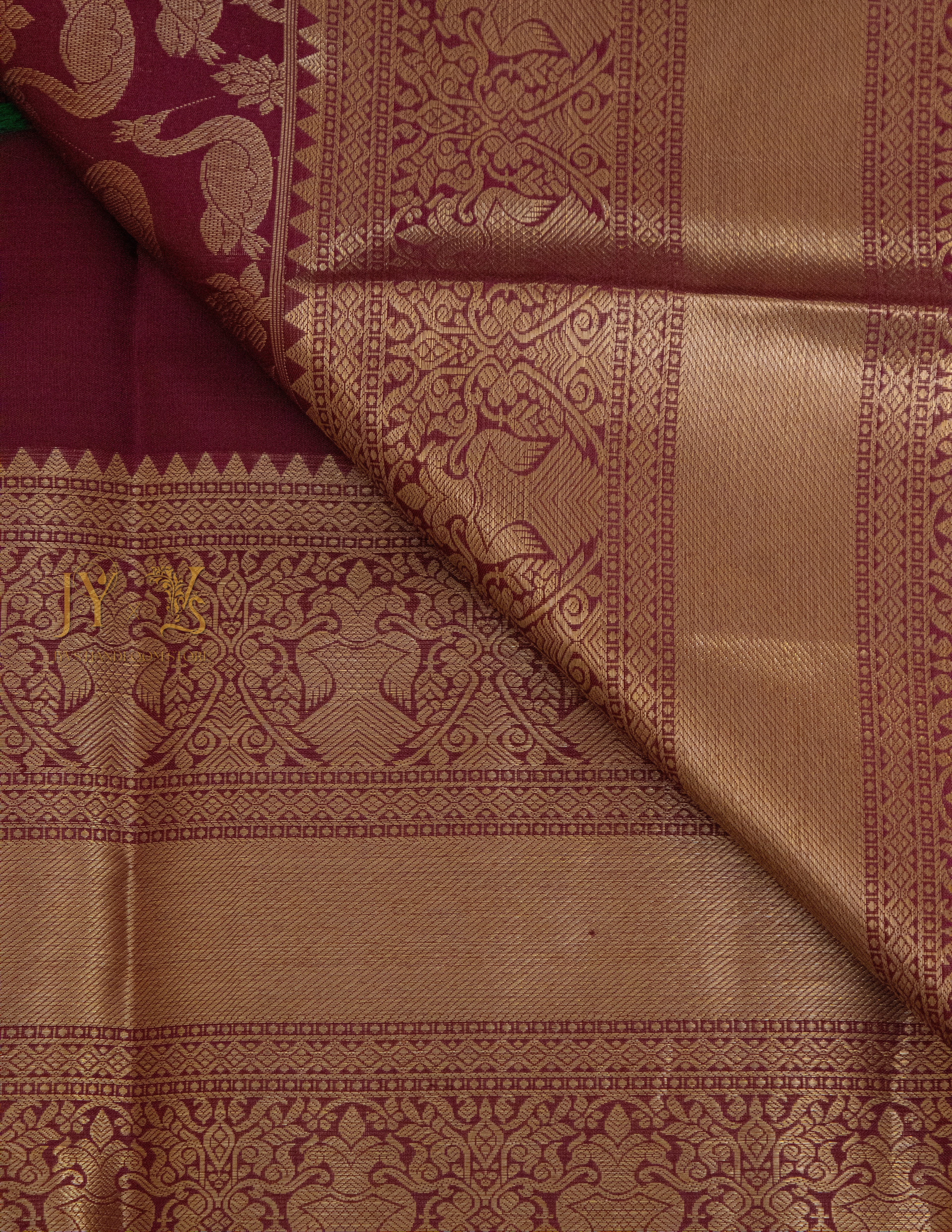 Vintage Kanjeevaram Brocade Saree