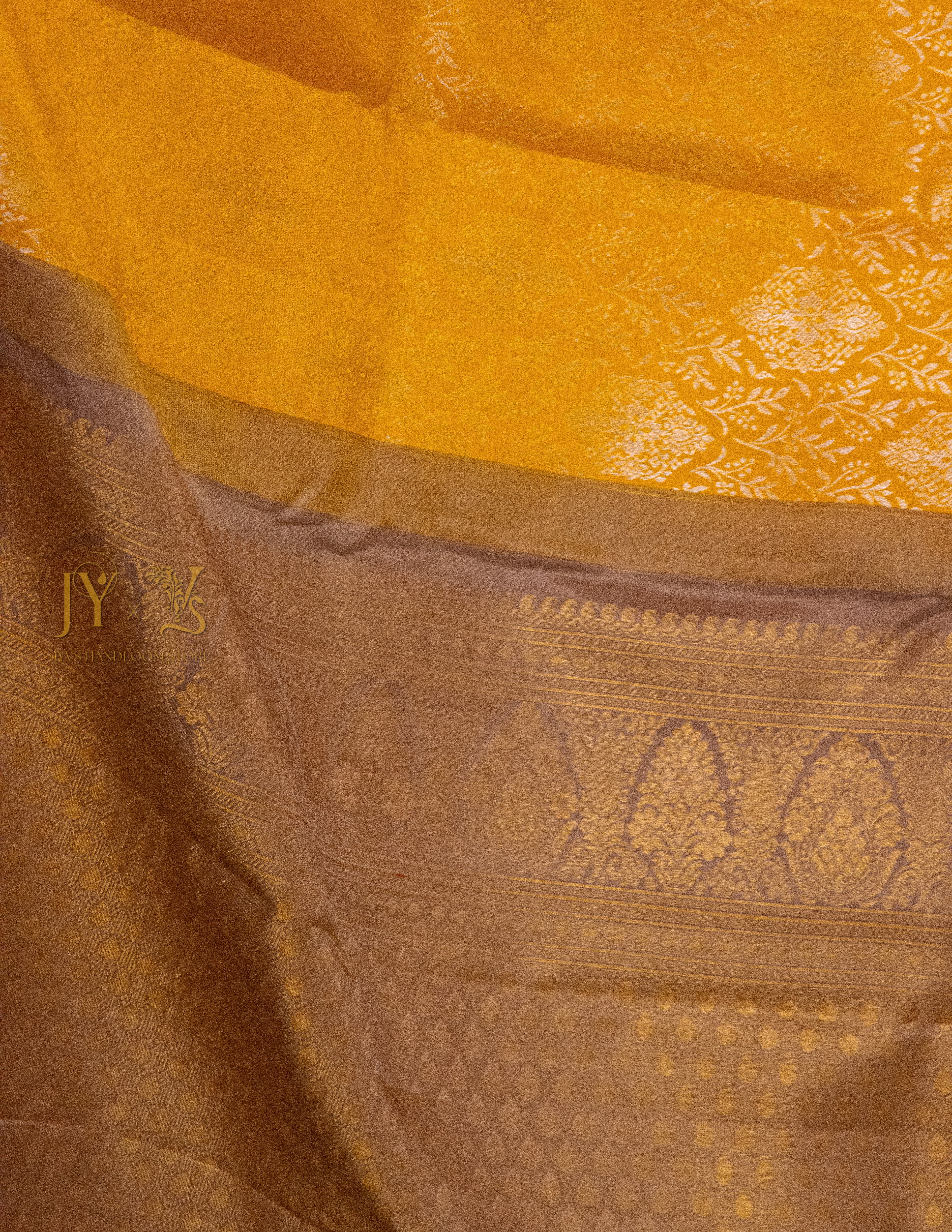 Koravai Kanjeevaram Saree