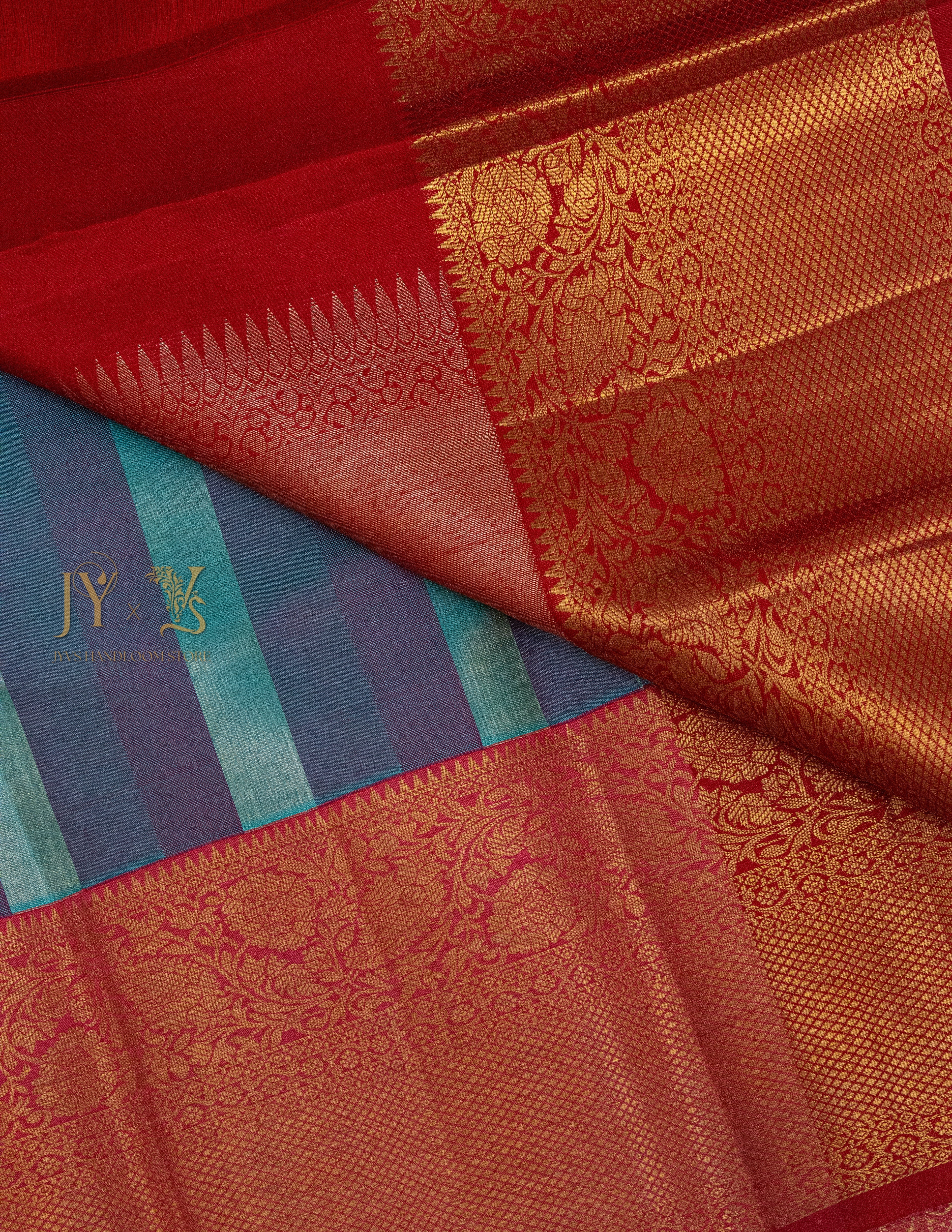 Texture Kanjeevaram Saree