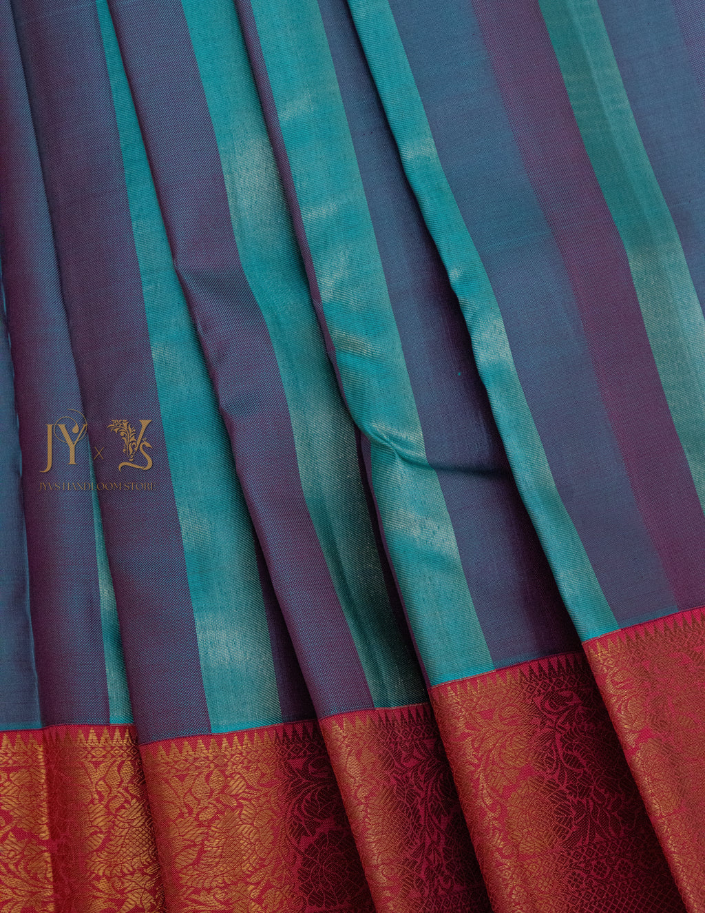 Texture Kanjeevaram Saree