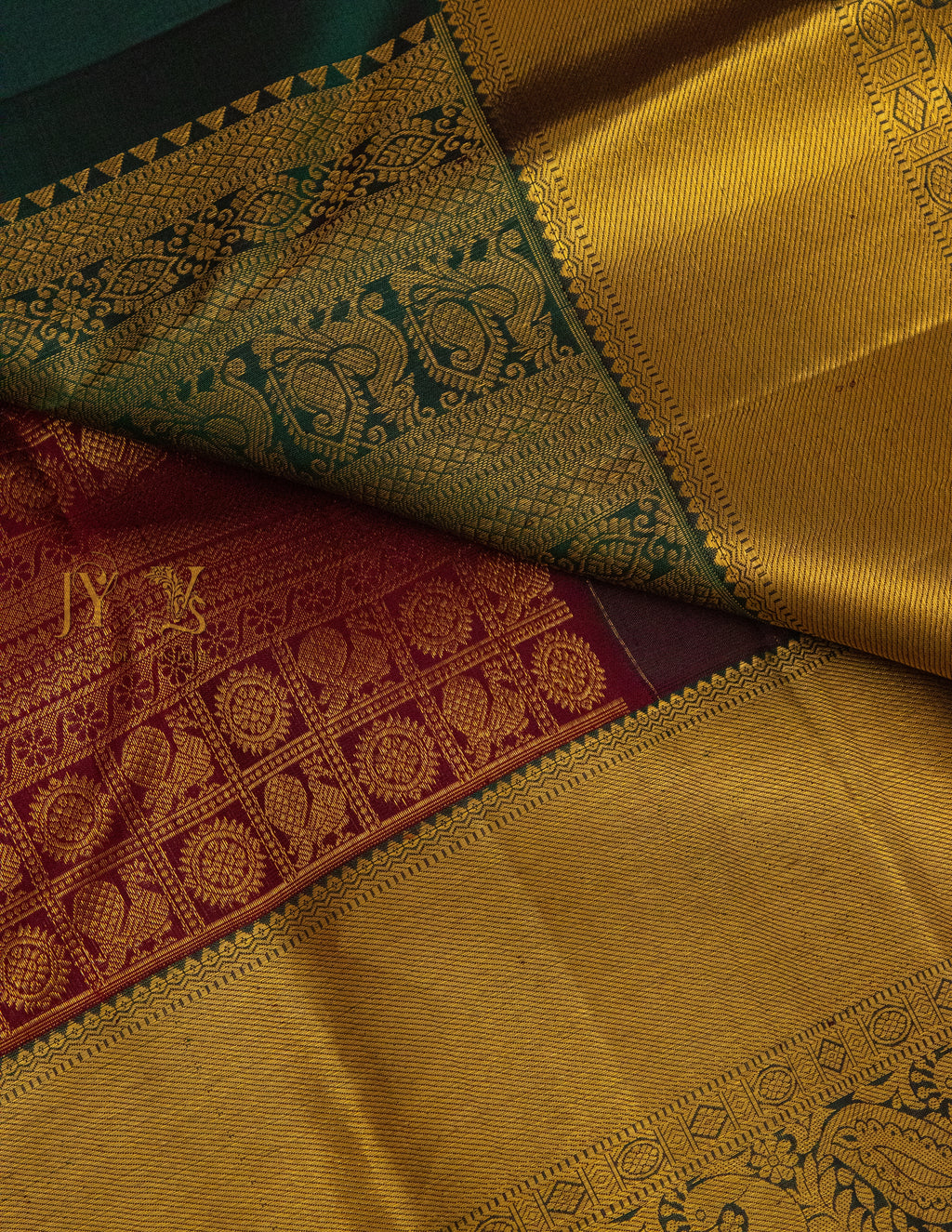 Vintage Kanjeevaram Brocade Saree