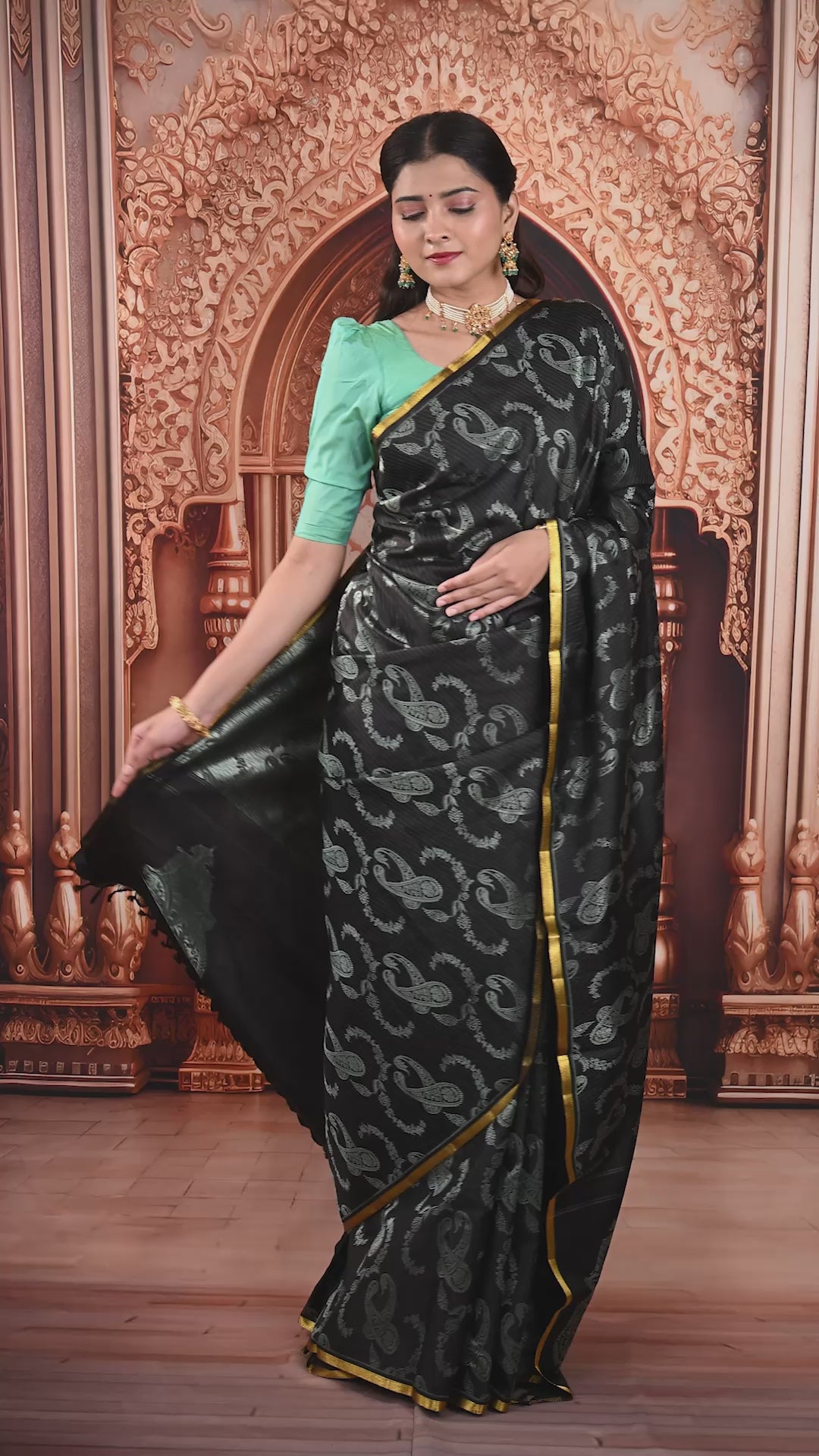 No Zari Black Kanjeevaram silk saree